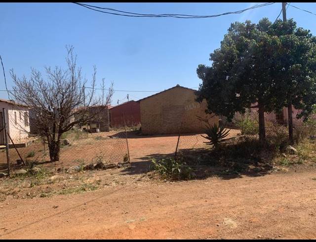 2 BEDROOM HOUSE FOR SALE IN SOSHANGUVE SOUTH